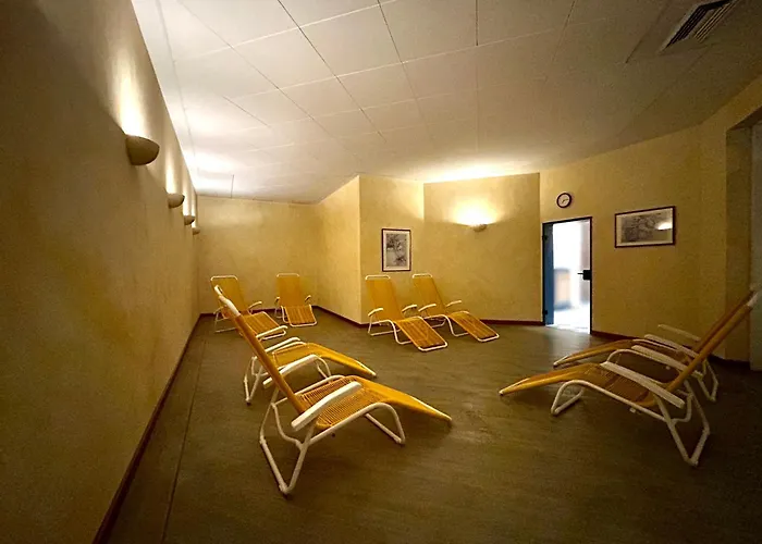 Kurpark-residenz W112 *